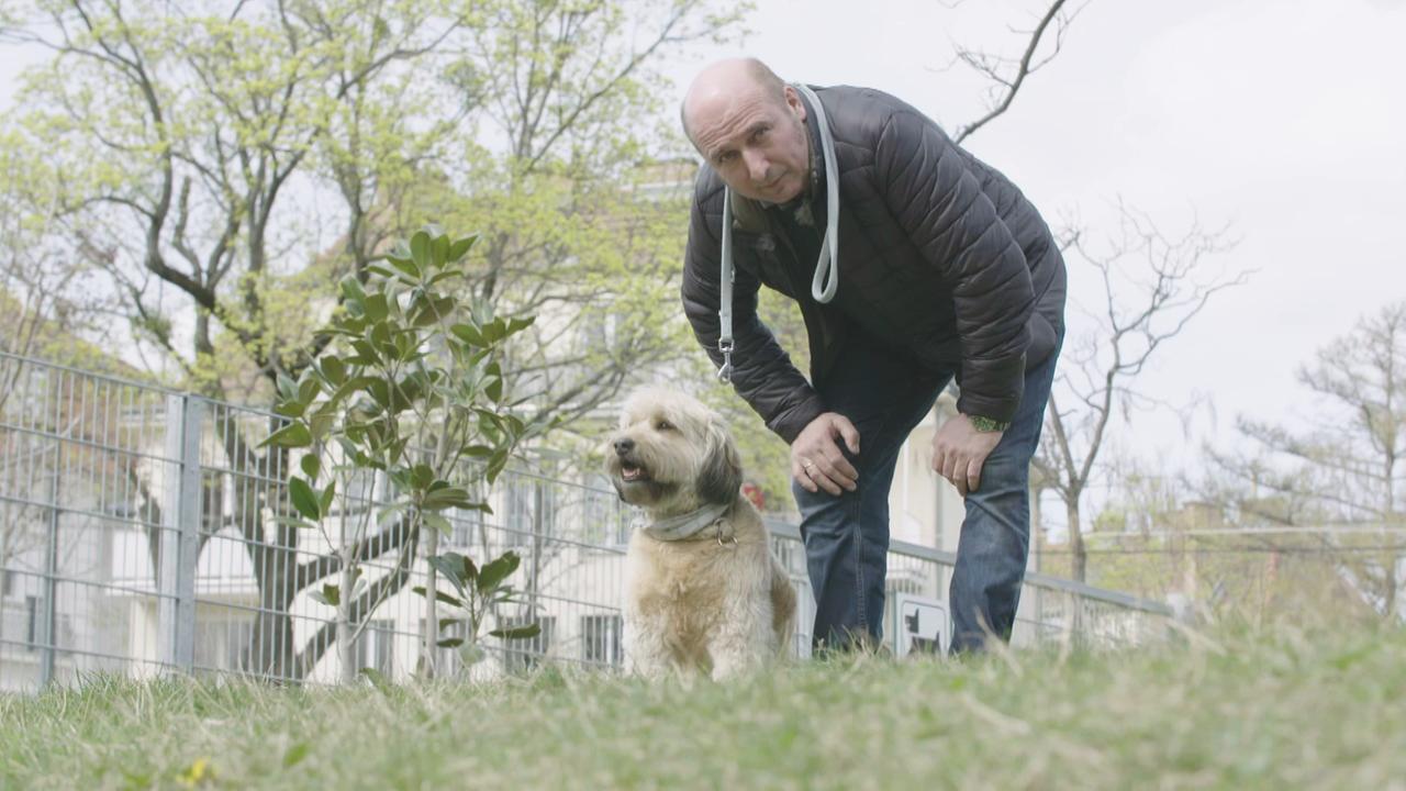 Christoph Fälbl mit Hündin Goldi