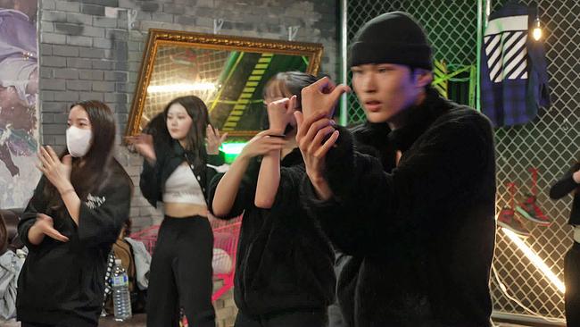 TänzerInnen in Seoul