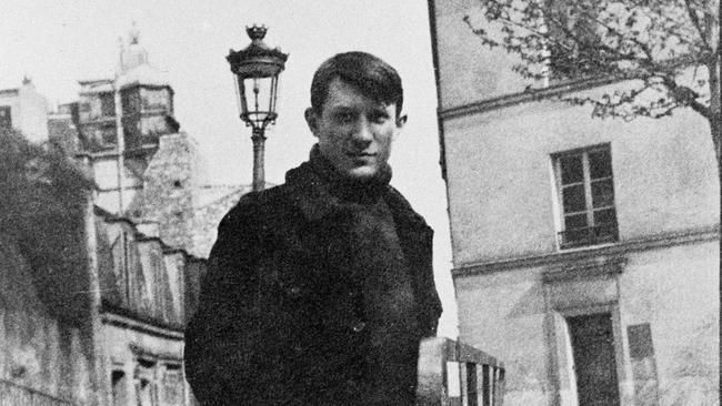 Pablo Picasso um das Jahr 1904 auf der Place de Ravignan im Pariser Künstlerviertel Montmartre