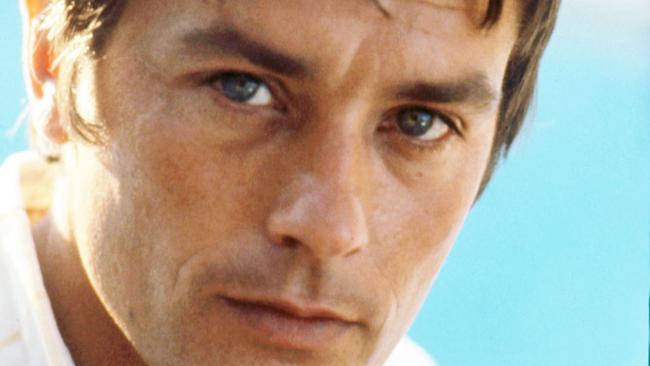 © ORF/Arte France/Screen Prod / Photononstop Alain Delon im Film "La Piscine/Der Swimmingpool", 1968 unter der Regie von Jacques Deray