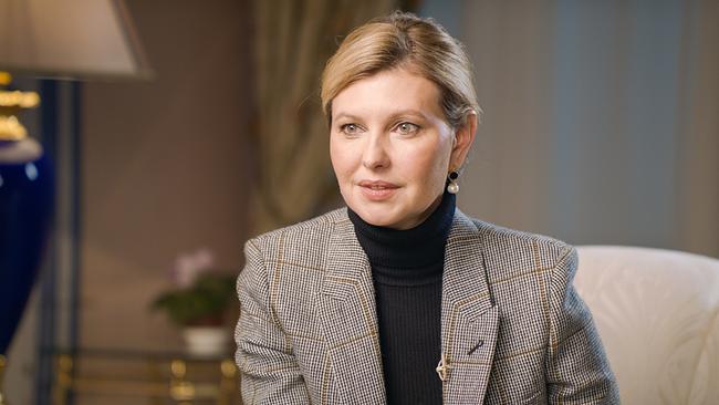 Die First Lady der Ukraine, Olena Selenska, spricht exklusiv über kulturelle Initiativen, die die Rolle der ukrainischen Kultur auf der internationalen Bühne stärken sollen.