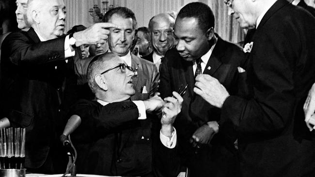 US President Lyndon B. Johnson und Martin Luther King 