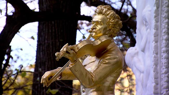 Johann Strauss Denkmal