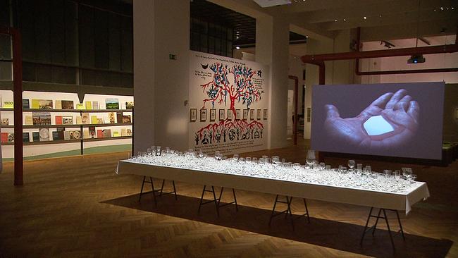 © ORF Ausstellungsansicht "Waterpressure" MAK