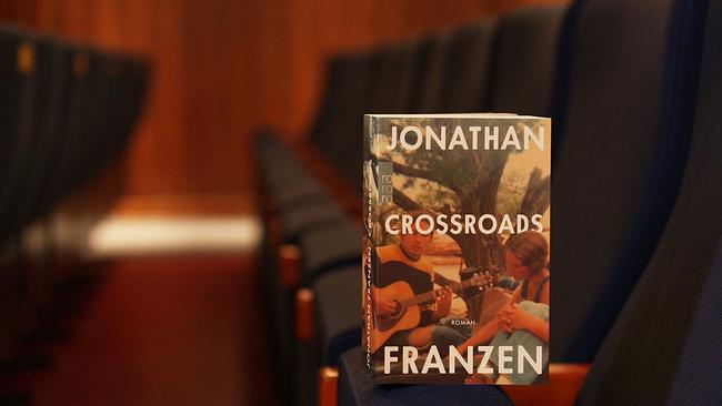 © ORF Jonathan Franzen Buchcover "Crossroads"