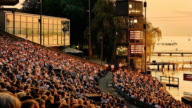 Zuschauer Seebühne Bregenzer Festspiele