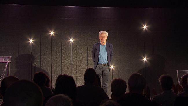 Florian Scheuba auf der Bühne