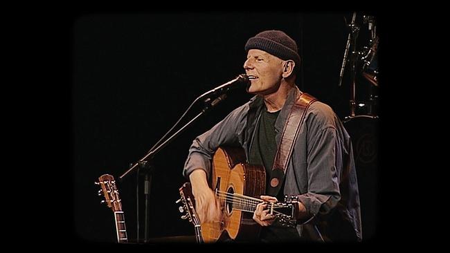 © ORF Georg Danzer singend mit Gitarre