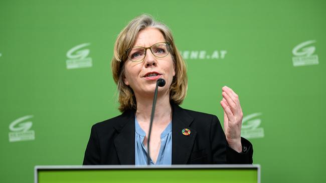 © APA/Max Slovencik Report 2406 Gewessler