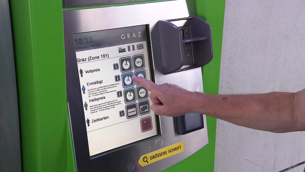 Ein Fahrkartenautomat ist am Foto zu sehen mit der Anzeige der verschiedenen Fahrtarife