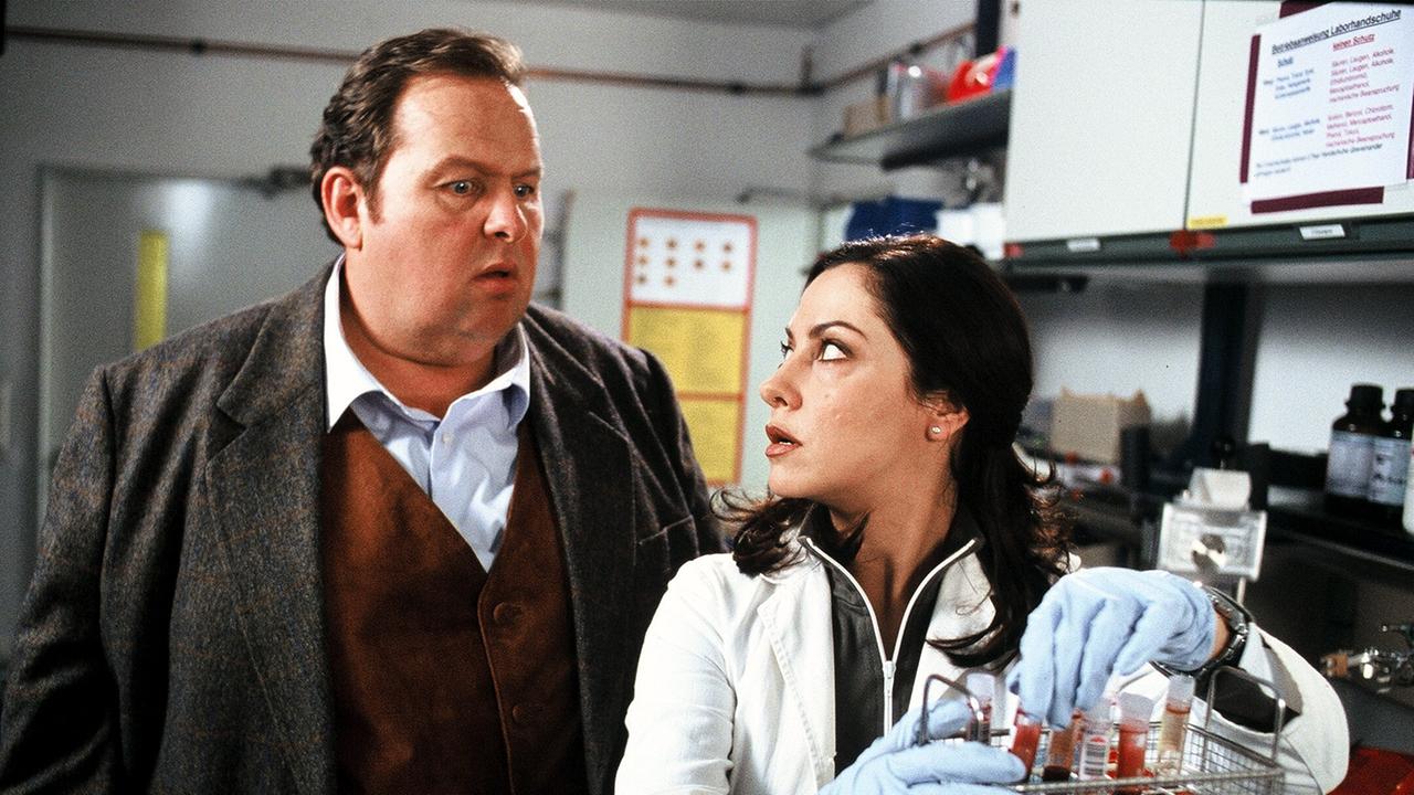 © ORF/LISA-Film Ottfried Fischer (Gottfried Engel), Simone Thomalla (Dr. Simon).