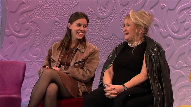 © Quelle: ORF Alina, 21, Schauspielerin aus Wien, und