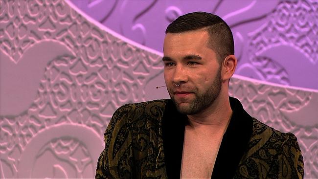 © Quelle: ORF Damian, 30, Performer aus Wien,