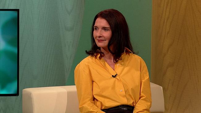Ingrid Pöschmann, Leiterin der Öffentlichkeitsarbeit bei der Wiener Kinder- und Jugendhilfe, Expertin der Sendung