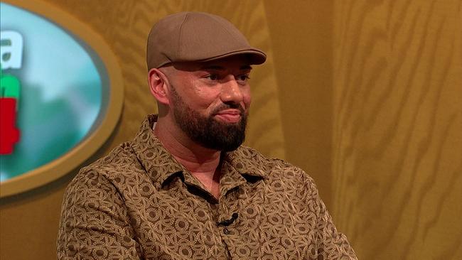 © ORF Marvin, Einzelhandelskaufmann, braune Kappe, dunkler Vollbart