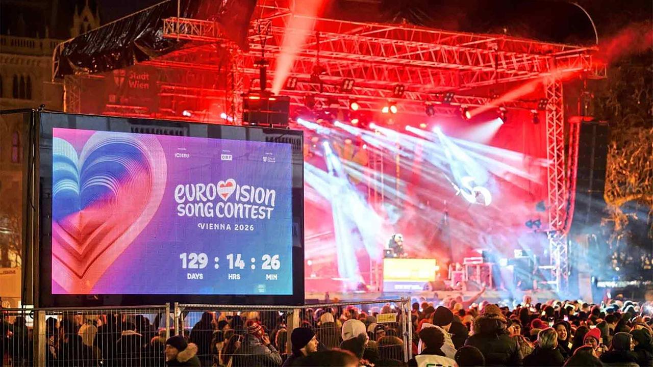 Bühne mit ESC-Countdown davor