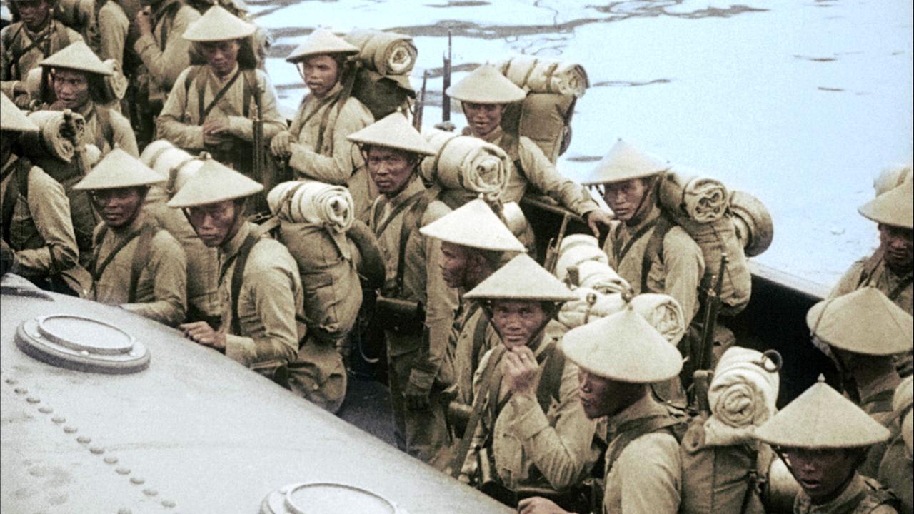 © ORF/FRANCE TV/ECPAD Im Bild: 1915 landen 4.600 „Annamiten“ – indochinesische Arbeiter aus der Region Annam (Vietnam) – im Hafen von Marseille, um die französischen Kriegsanstrengungen zu unterstützen. Sie werden hauptsächlich der Logistik zugeteilt, kämpfen aber manchmal auch an der Seite der Infanteristen.