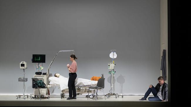 © Arnold Poeschl Wiedersehen / Stadttheater Klagenfurt