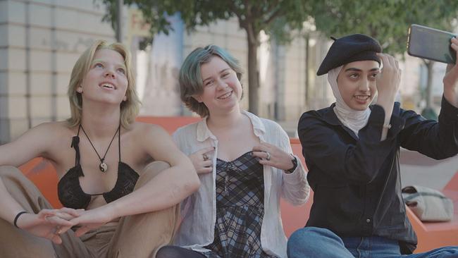 Frida Burger, Paulina Conaghan und Roula Alfara erzählen, wie sie sich ihr Leben vorstellen und wovon sie träumen