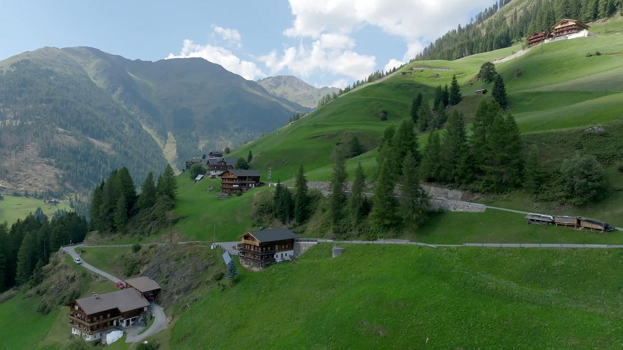 © ORF/IP Film Bergsteigerdörfer in Tirol - Vom Leben im Villgratental und Osttiroler Gailtal