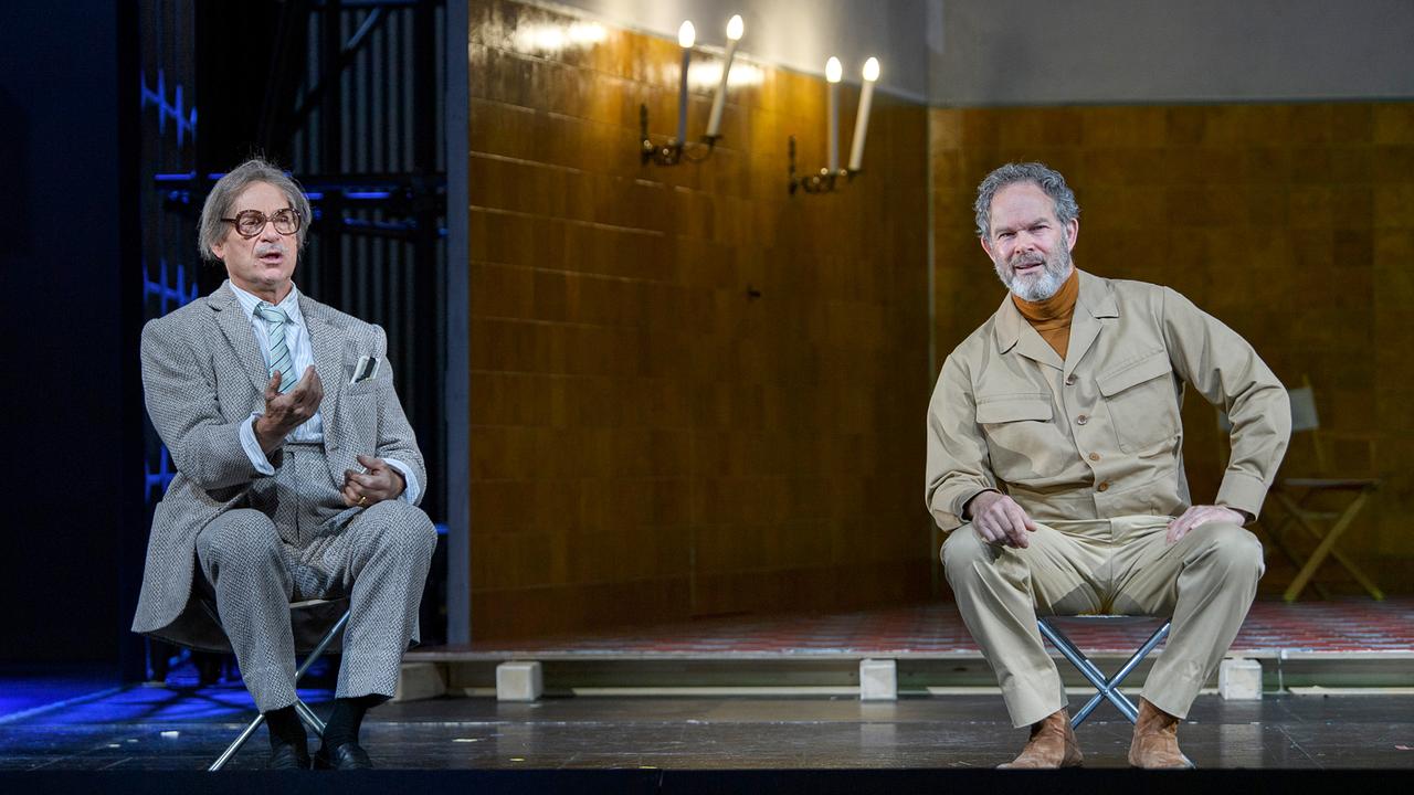 © ORF/Salzburger Festspiele/Ruth Walz Simon Keenlyside (Ford), Gerald Finley (Sir John Falstaff)