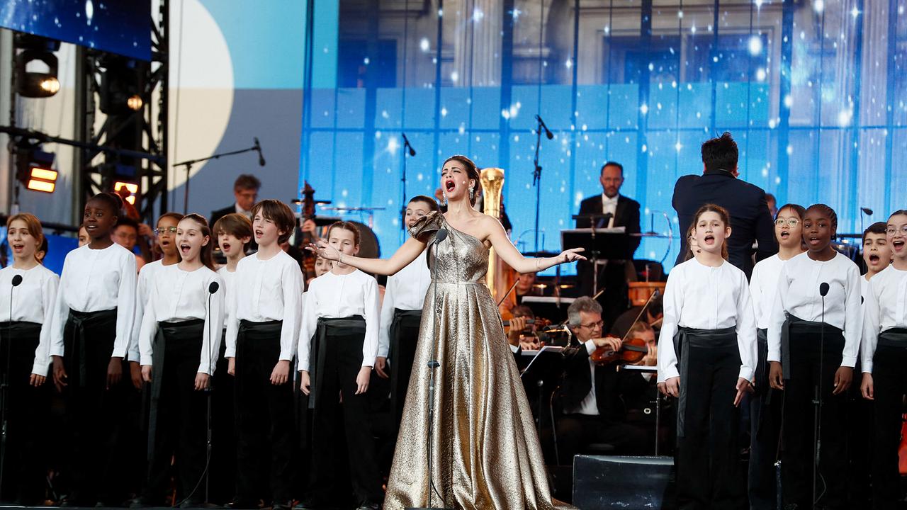 © ORF/C Major/Christophe Clovis - Pierre Perusseau / Bestimage Klassik am Eiffelturm