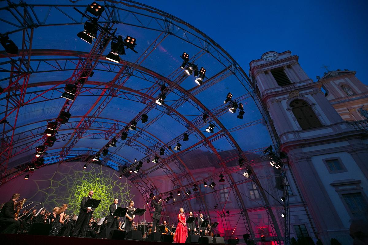 „Klassik unter Sternen“ mit Elīna Garanča im Ambiente von Stift Göttweig