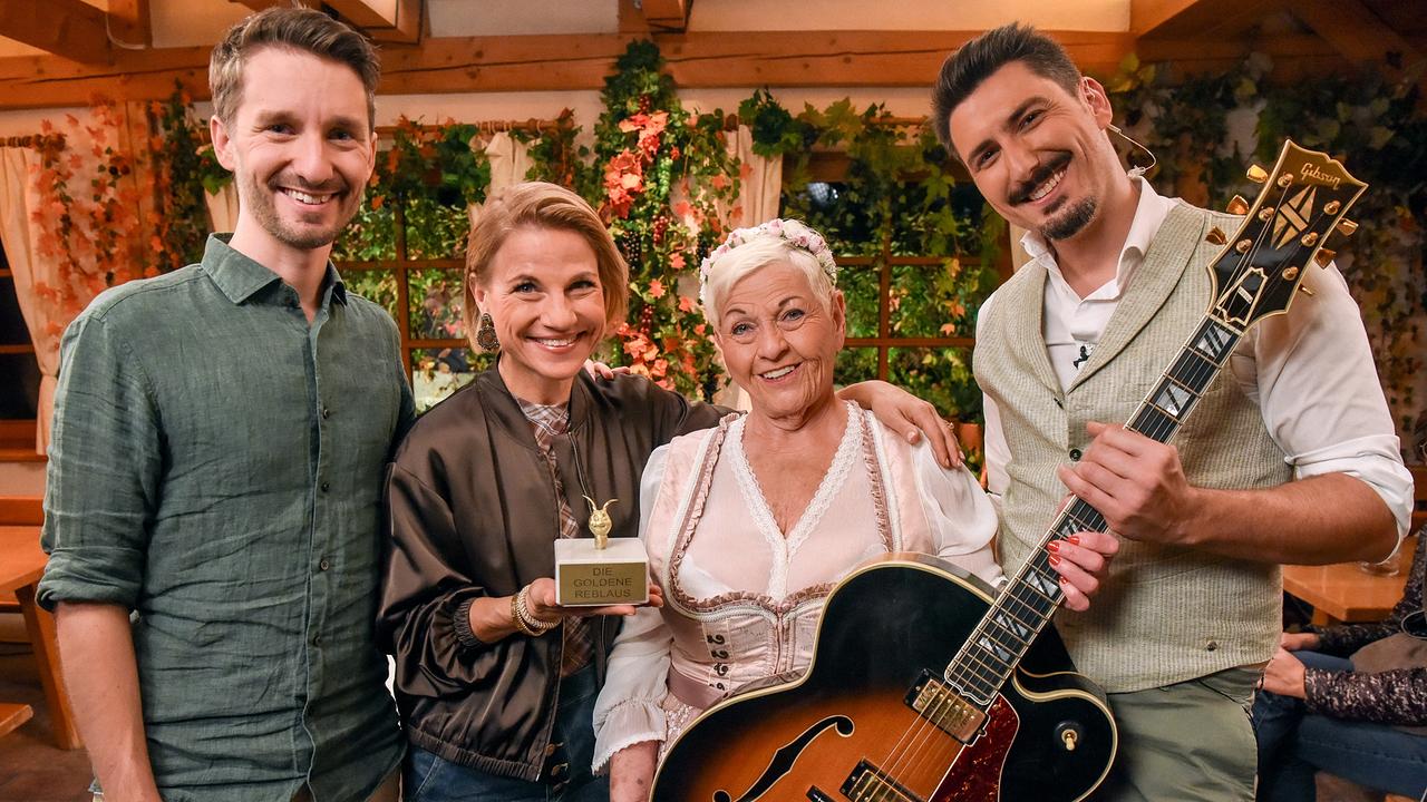 © ORF/Hubert Mican "Die goldene Reblaus" mit Clemens Maria Schreiner, Kristina Sprenger, Jazz Gitti und Lukas Maierhofer