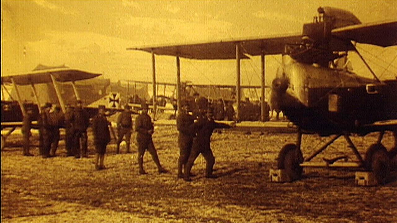 Tiroler Kriegsadler: seltener Filmausschnitt zum Thema Luftkrieg in den Dolomiten.