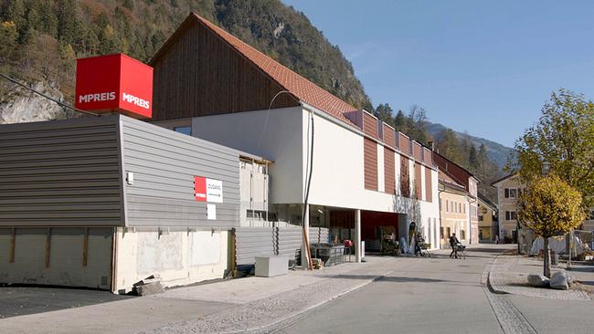 Das Drauforum in Oberdrauburg (Kärnten) entsteht durch die Überbauung eines Supermarktes