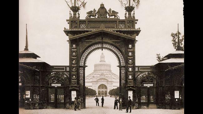 Eingangstor zur Weltausstellung 1873 mit Rotunde im Hintergrund