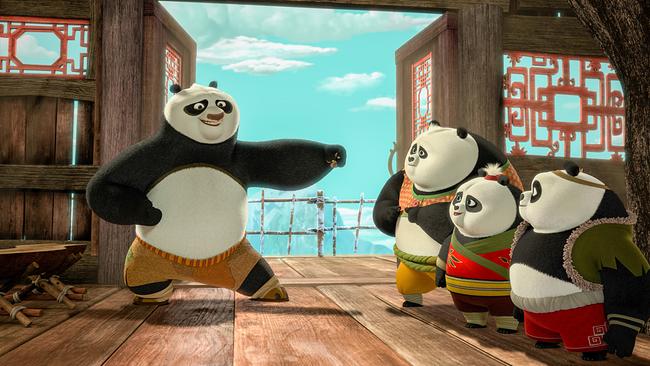 © ORF/Universal Kung Fu Panda trainiert mit den Pandakindern