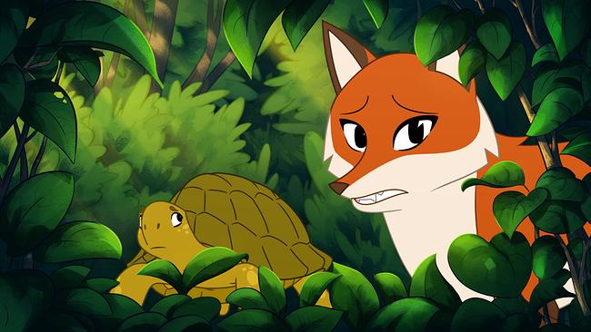 © ORF/ZDF Studios/Caligari Törtel, die Schildkröte und ein Fuchs sind halb verborgen hinter Blättern.