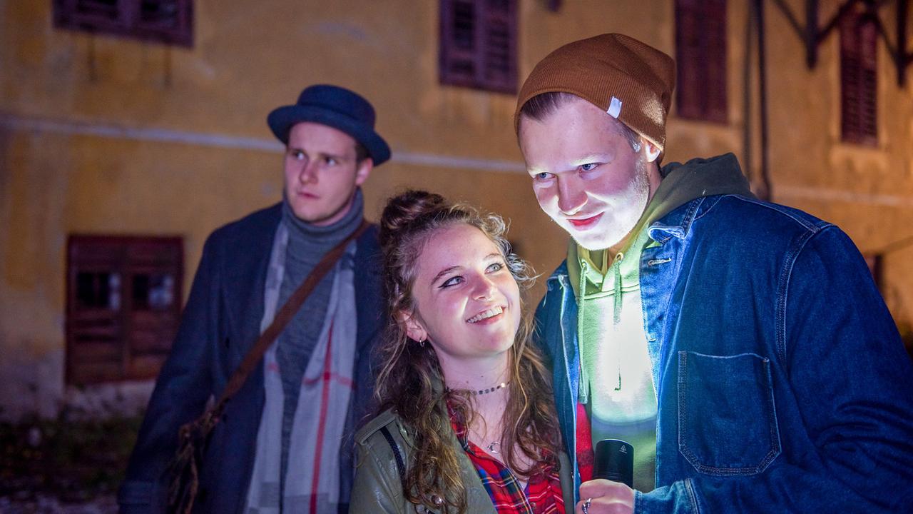 "Soko Kitzbühel - Verlassen": Oliver Natterer (Niko Ettaler), Alice Prosser (Ronja Schachner), Nils Arztmann (Dani Mathon)