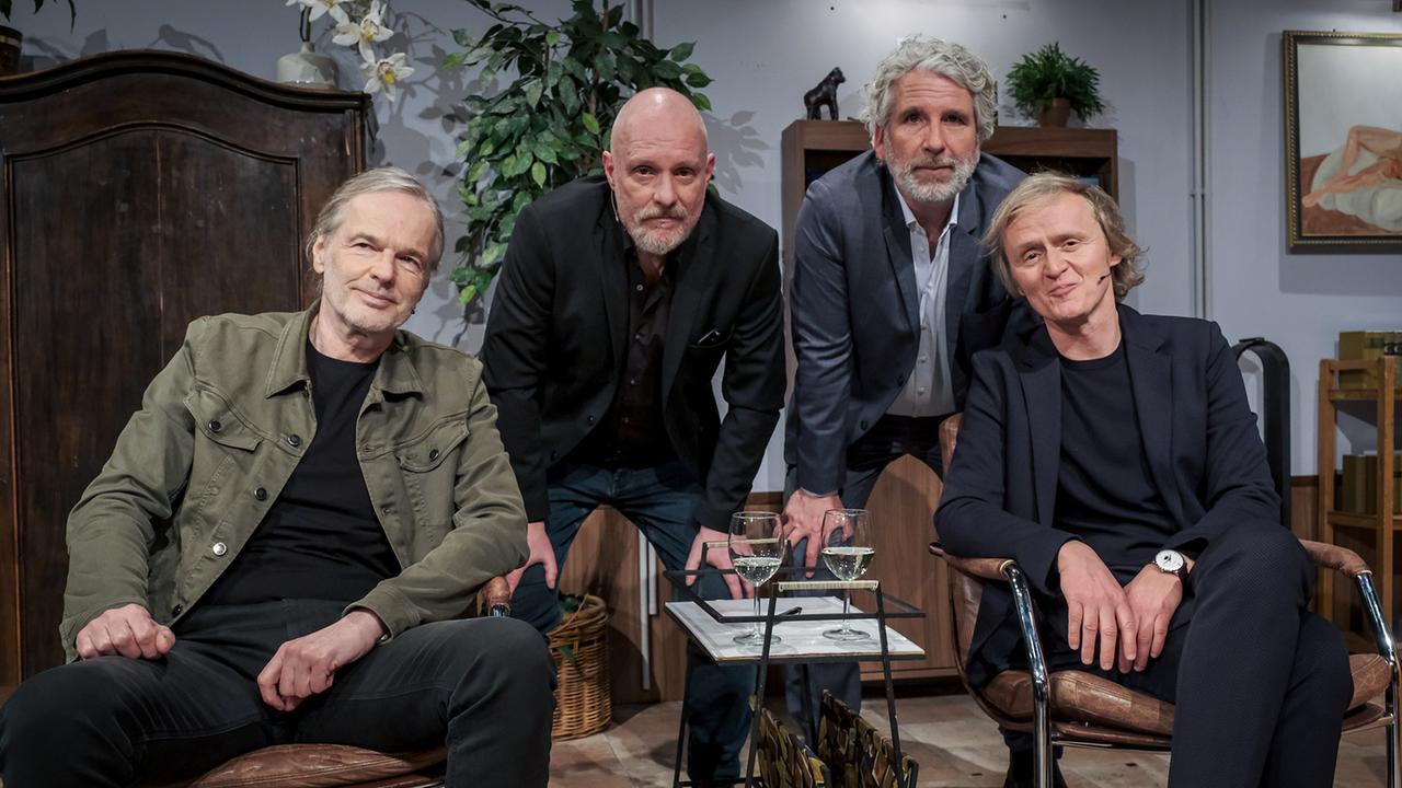 Wolf Haas und Pierre M. Krause mit Stermann und Grissemann im Willkommen Österreich Studio