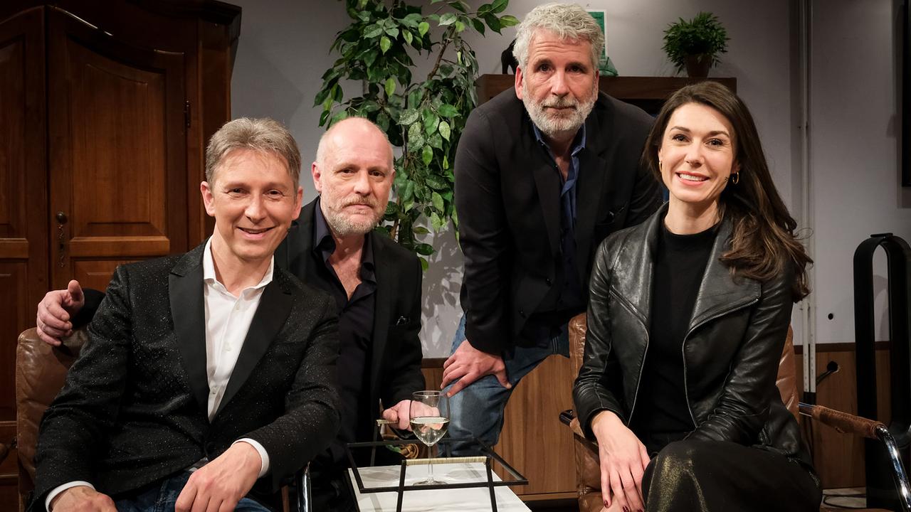 Stermann und Grissemann mit ihren Talkgästen Helmut Lotti und Raffaela Schaidreiter im Willkommen-Österreich-Studio
