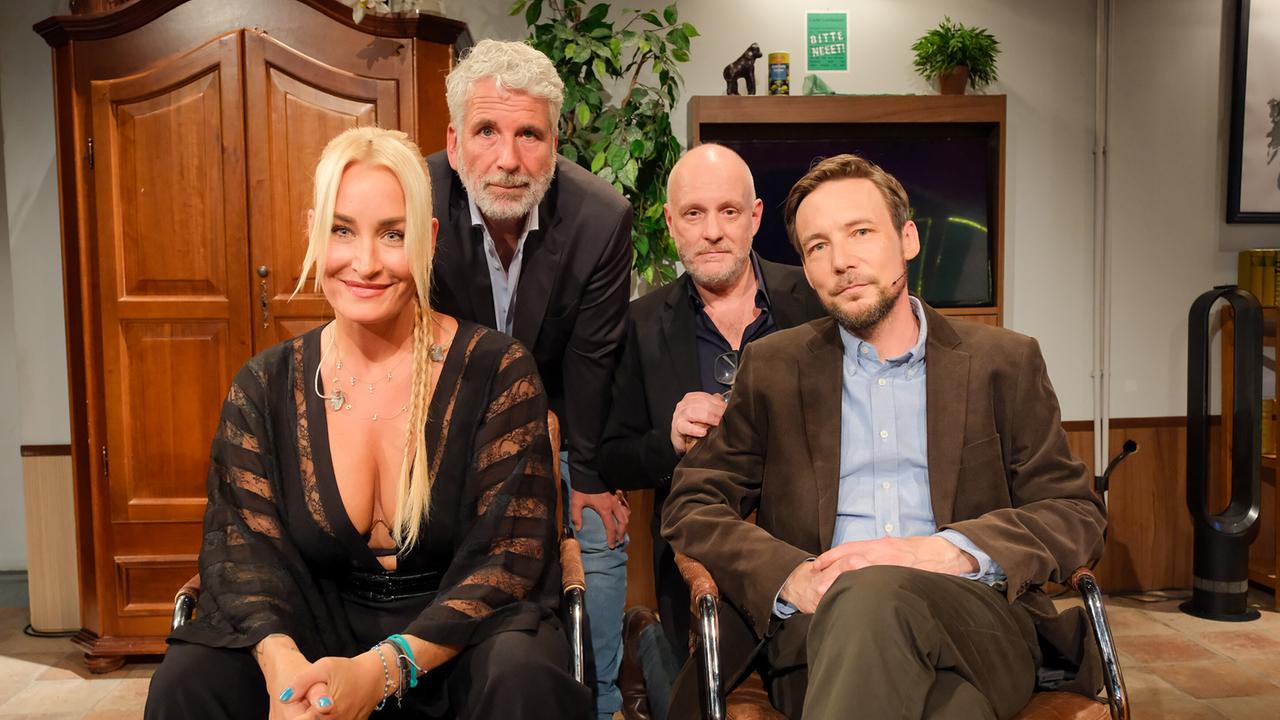© Bild: ORF/Hans Leitner Stermann und Grissemann mit Sarah Connor und Rudi Schöller