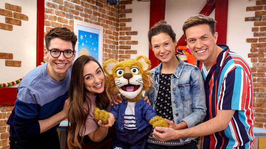 © ORF Hallo Okidoki Moderatoren und Kater Kurt