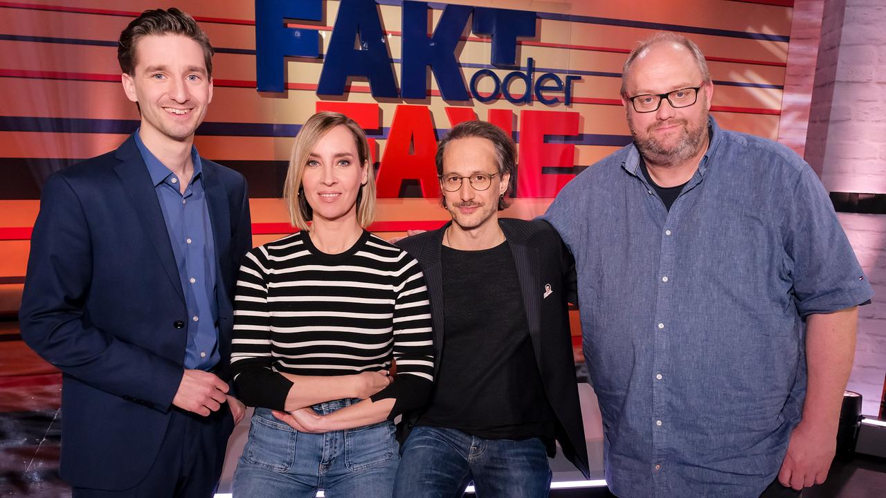 © ORF/ Hans Leitner Clemens Maria Schreiner, Nadja Bernhard, Michael Ostrowski und Günther Lainer