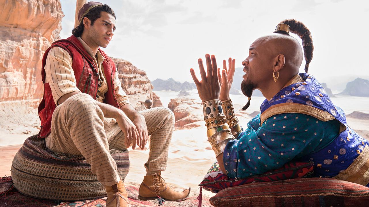 © ORF/Disney/Daniel Smith "Aladdin": Mena Massoud (Aladdin), Will Smith (Dschinni)