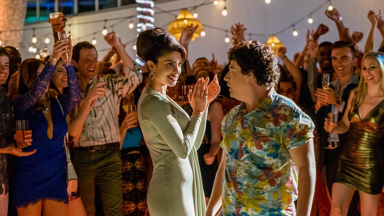 © ORF/Pro7/Paramount Pictures/Frank Masi Im Bild: Priyanka Chopra (Victoria Leeds), Jon Bass (Ronnie).