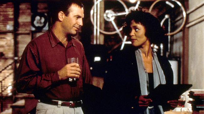 Kevin Costner (Frank Farmer), Whitney Houston (Rachel Marron)