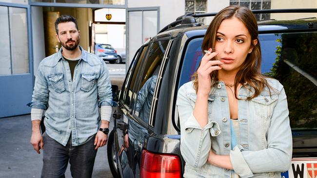 CopStories: Murathan Muslu (Valentin "Itchy" Janusovic), Mathilde Graf (Iveta)