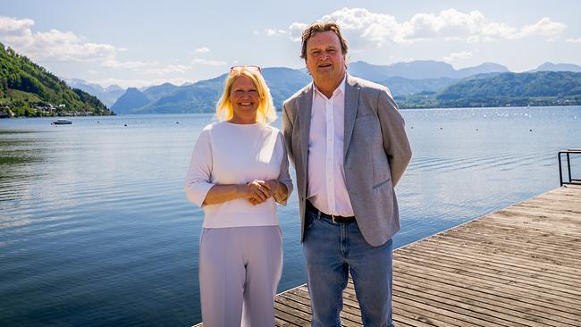 Dok 1: Reich durch Immobilien, am Rücken der Mieter? Nicole Hager-Wildenrotter erklärt Hanno Settele, wo Mieter von Anlageobjekten draufzahlen.