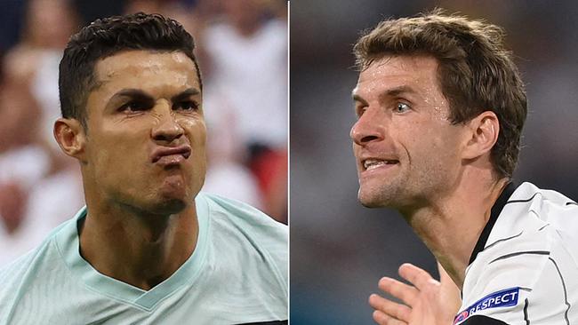 Diese Bildkombination zeigt Portugals Stürmer Cristiano Ronaldo am 15. Juni 2021 in Budapest; und Deutschlands Stürmer Thomas Mueller am 15. Juni 2021 in München. 