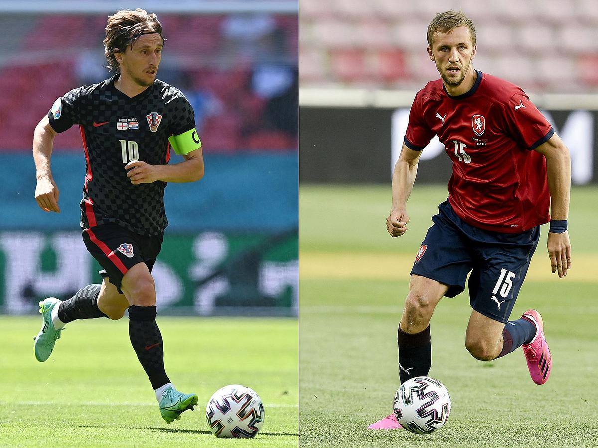 Diese Bildkombination zeigt Kroatiens Mittelfeldspieler Luka Modric (links) am 13. Juni 2021 im Wembley-Stadion in London und Tschechiens Mittelfeldspieler Tomas Soucek in Prag am 8. Juni 2021.