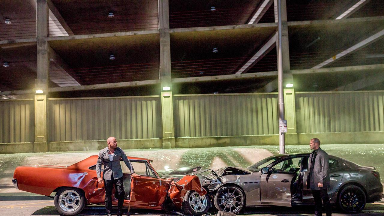 Im Bild: Vin Diesel (Dominic Toretto), Jason Statham (Deckard Shaw).