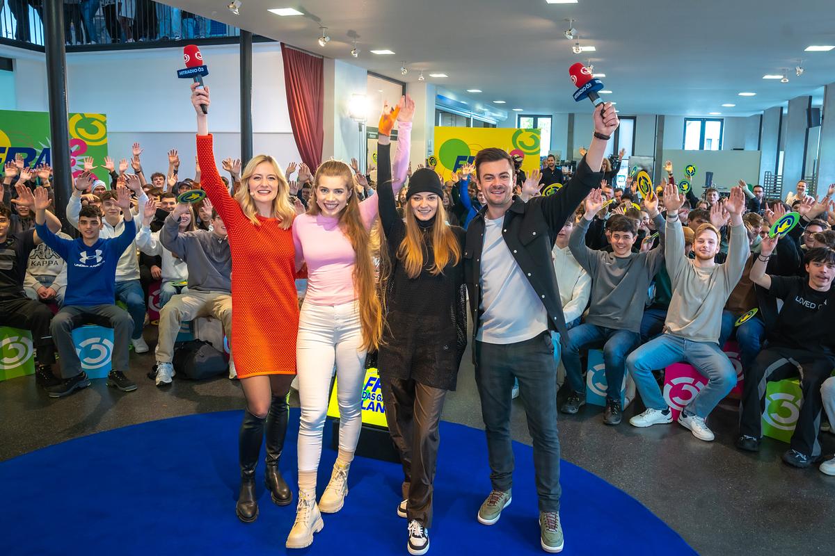 Frag das ganze Land on Tour in Bregenz: Tina Ritschl, die Tiroler Influencerin und Autorin Anna Strigl, die Vorarlberger Schauspielerin und Sängerin Laura Bilgeri, Philipp Bergsmann.