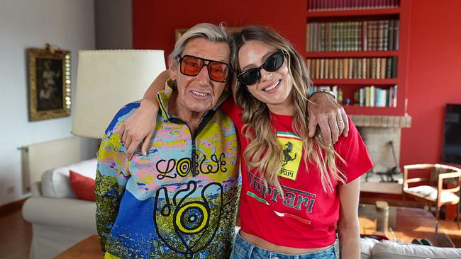 Influencer mit 92: 'The Spanish King' Andrés Garcia-Carro mit seiner Enkelin Celine