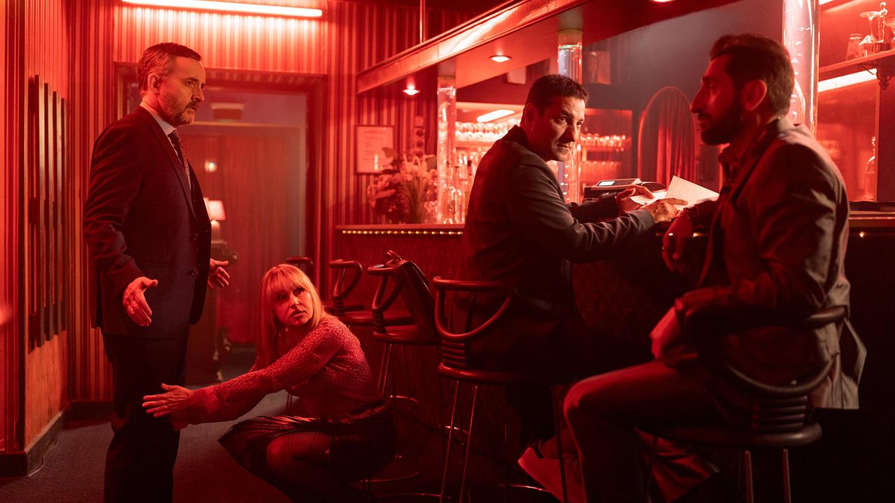 "Hades – Eine (fast) wahre Geschichte": Harald Schrott (Dr. Massinger), Anica Dobra (Elfi), Anoushiravan Mohseni (Reza), Tim Seyfi (Milan)